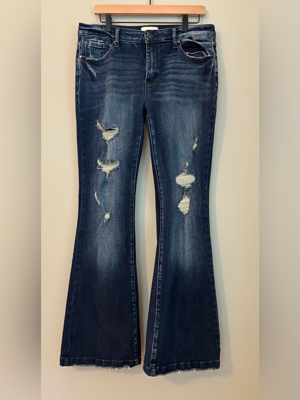 Petra 153 Denver Bells Distressed Mid Rise Flare Jeans Sz 15/31 T929MF Dark Wash
